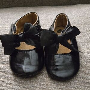 Charming Black Kids Dress Shoes with Bow